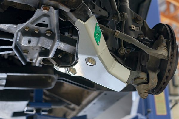 FRONT LOWER CONTROL ARM SKIDPLATES - SPRINTER (2007+) by VAN COMPASS - Image 3