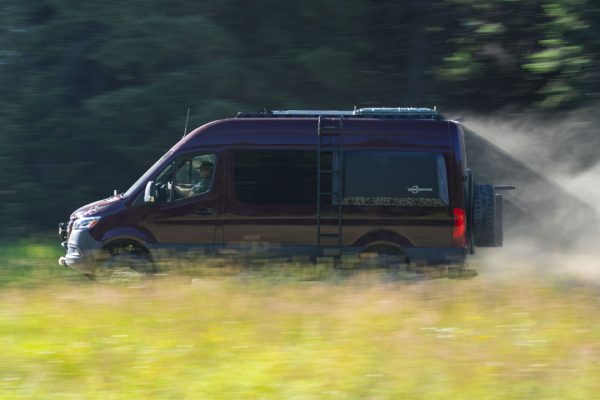 FALCON 3.3 FAST ADJUST INVERTED RALLY STRUT, SPRINTER 4x4 AND AWD, 2015-PRESENT by VAN COMPASS - Image 2