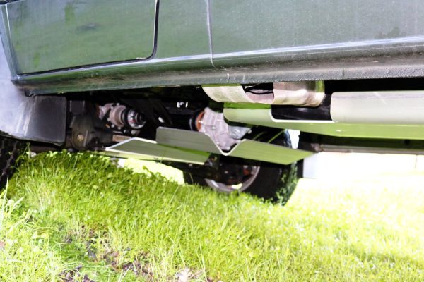 TRANSMISSION AND TRANSFER CASE SKID PLATE - SPRINTER 4x4 (2015-2022) by VAN COMPASS - Image 8