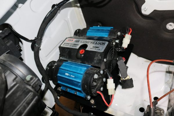 AIR SYSTEM MOUNT - SPRINTER (2019+) by VAN COMPASS - Image 3