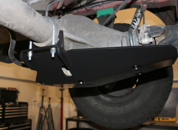 DIFFERENTIAL SKID PLATE - SPRINTER (2015+ 2500 ONLY) by VAN COMPASS - Image 4